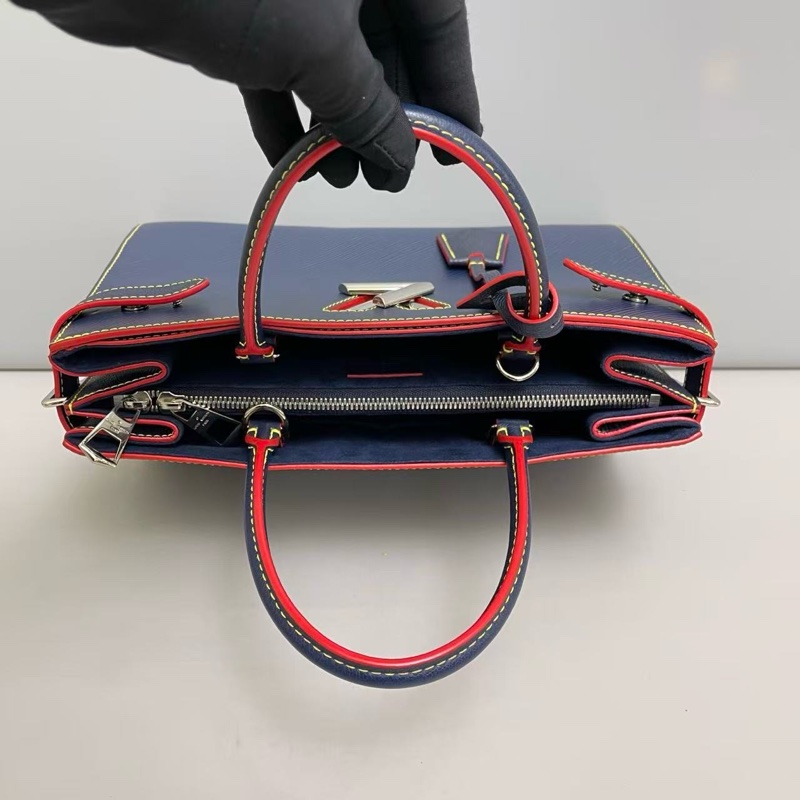 LV Twist藍色水波紋 Tote托特包 尺寸約31×22 附件肩帶 塵袋-6