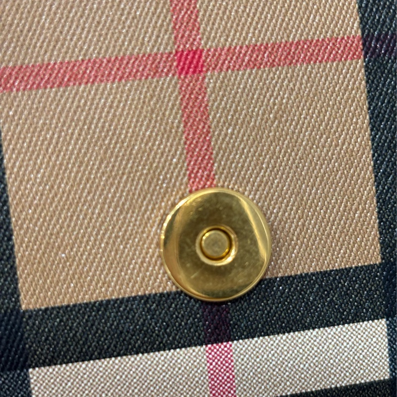 BURBERRY 4080066 PVC 防水格紋紅色牛皮 手拿包手機包郵差包記者包信差包小書包斜背包肩背包護照包-24