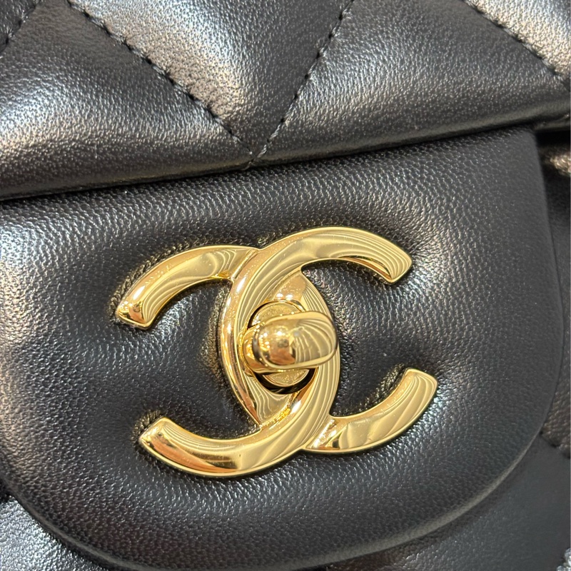 CHANEL A58600 COCO 30 CF JUMBO 黑色羊皮金鍊 肩背包斜背包口蓋包-6