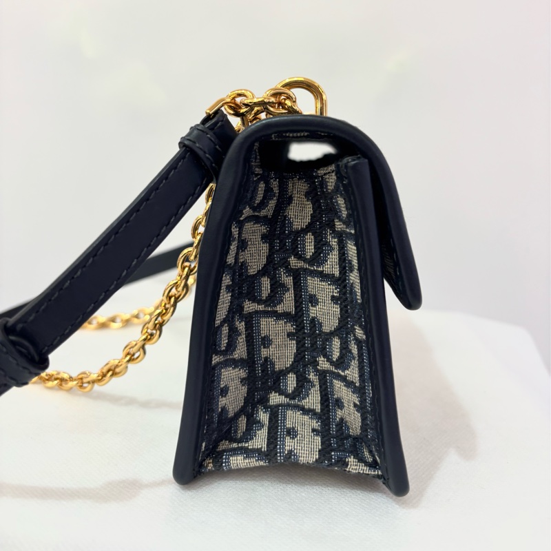 Dior藍緹布刺繡蒙田East Wast鍊包-3