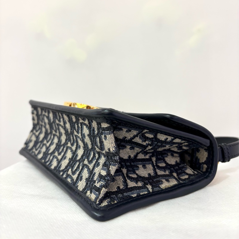 Dior藍緹布刺繡蒙田East Wast鍊包-7