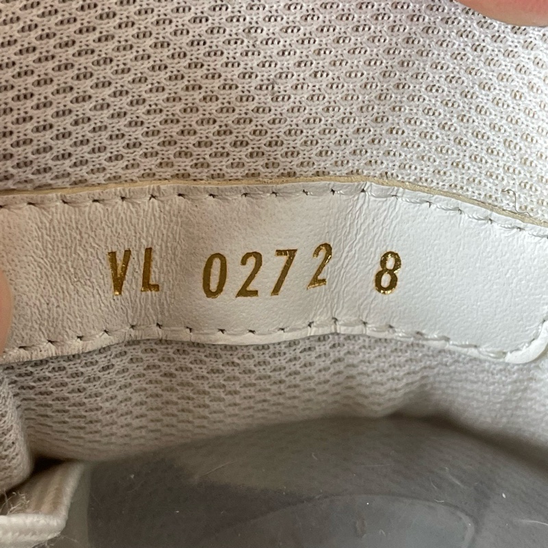 97新lv trainer白藍牛仔42碼無附件-6