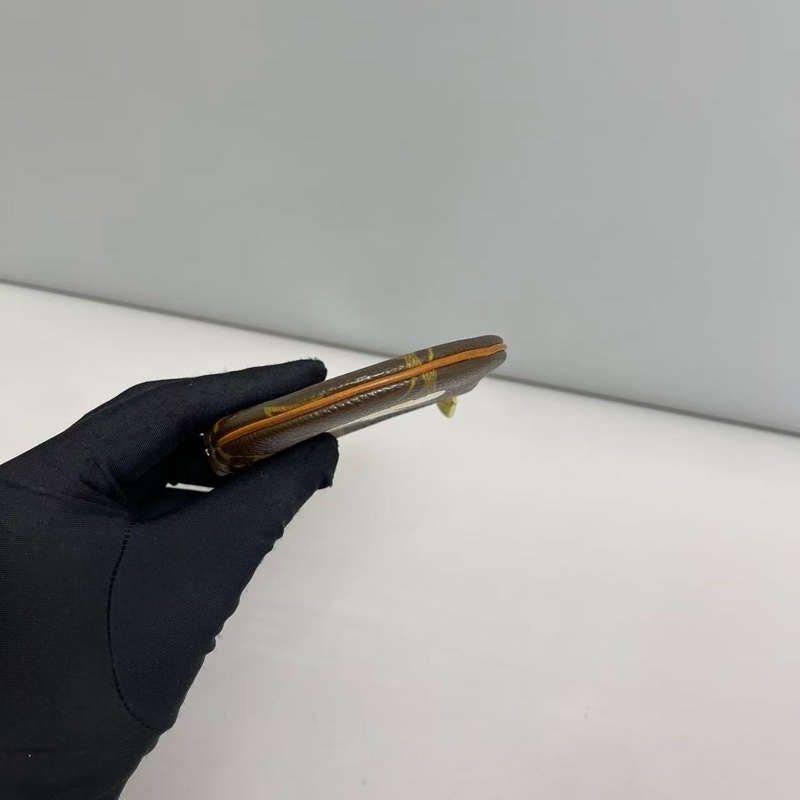 LV 老花村上隆熊貓零錢包 尺寸約10×10 附件塵袋 。-8