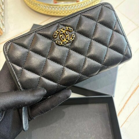 *SHIHNA名牌精品* CHANEL 黑色金釦 拉鍊中夾