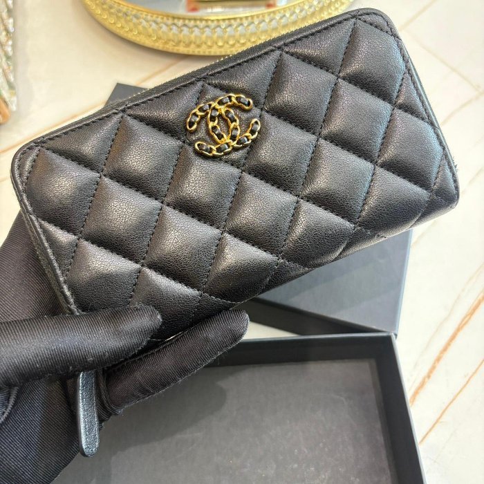 *SHIHNA名牌精品* CHANEL 黑色金釦 拉鍊中夾-4