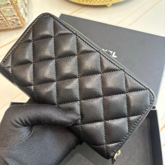 *SHIHNA名牌精品* CHANEL 黑色金釦 拉鍊中夾-7