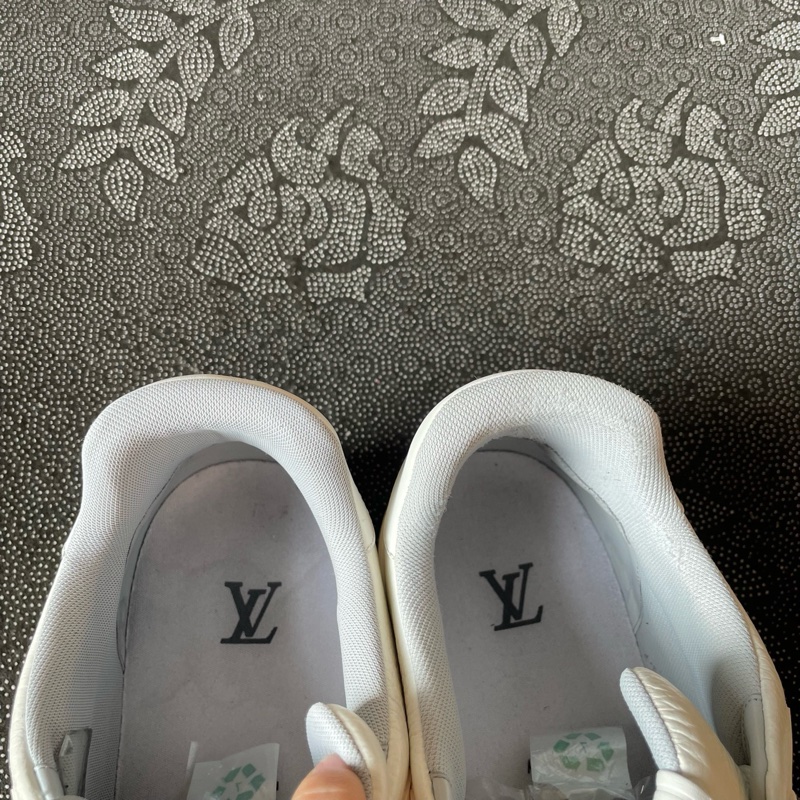 97新lv trainer白水泥44碼 無附件-8