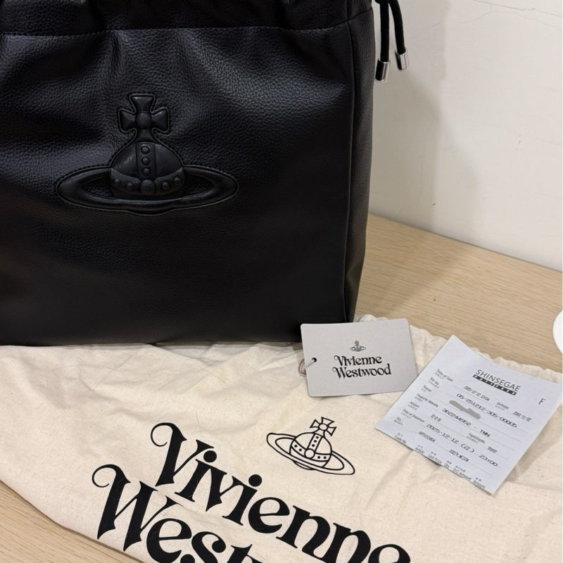 Vivienne Westwood 浮雕Logo肩背包-0