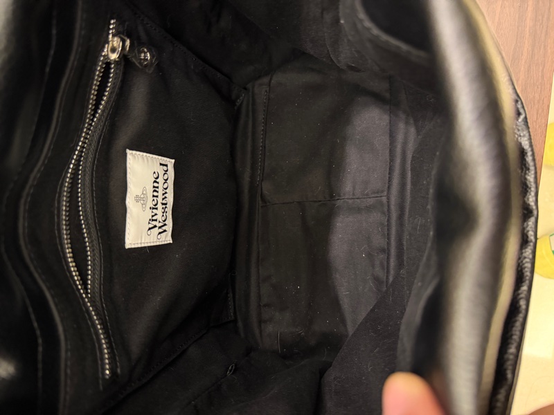 Vivienne Westwood 浮雕Logo肩背包-2