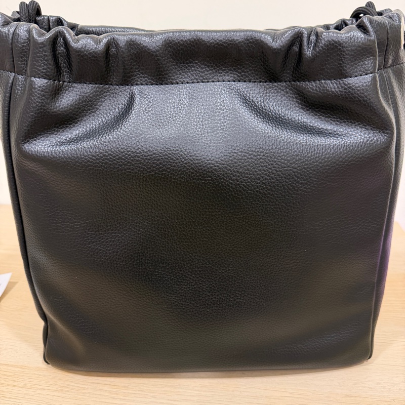 Vivienne Westwood 浮雕Logo肩背包-7