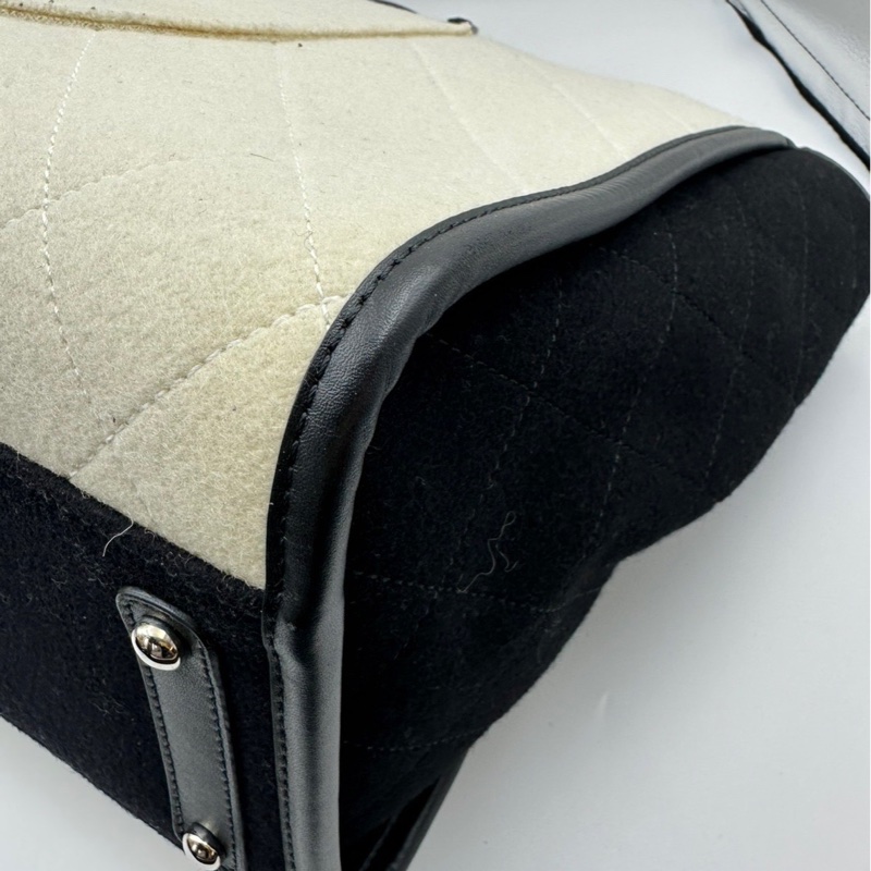 99新CHANEL 香奈兒 19K 沙灘包 購物袋 熊貓配色 拼色黑白字母大Logo 毛氈布拼牛皮 托特包 尺寸:長55cm 寬21cm 高32cm 附件:防塵袋-7