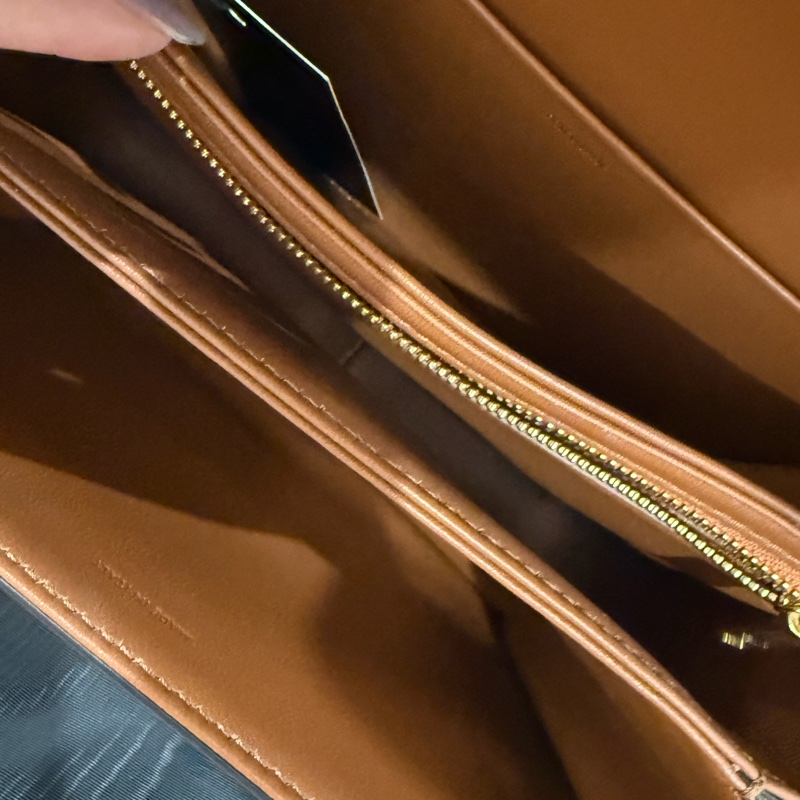 Celine Triomphe 天然牛皮/金智媛著用款 95成新-1