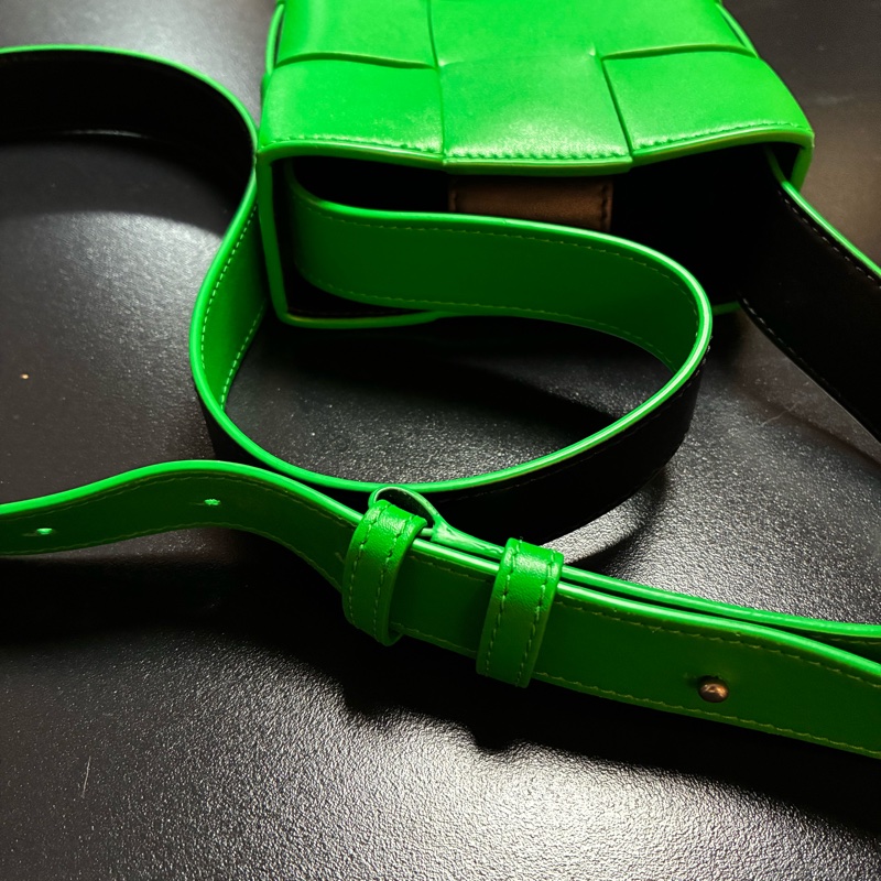 Bottega Veneta cassette bag-2