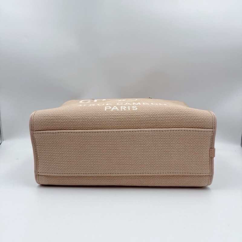 99新芯片款 CHANEL 香奈兒 22S 帆布保齡球沙灘包 雙C LOGO 皮質提手 混合纖維-4