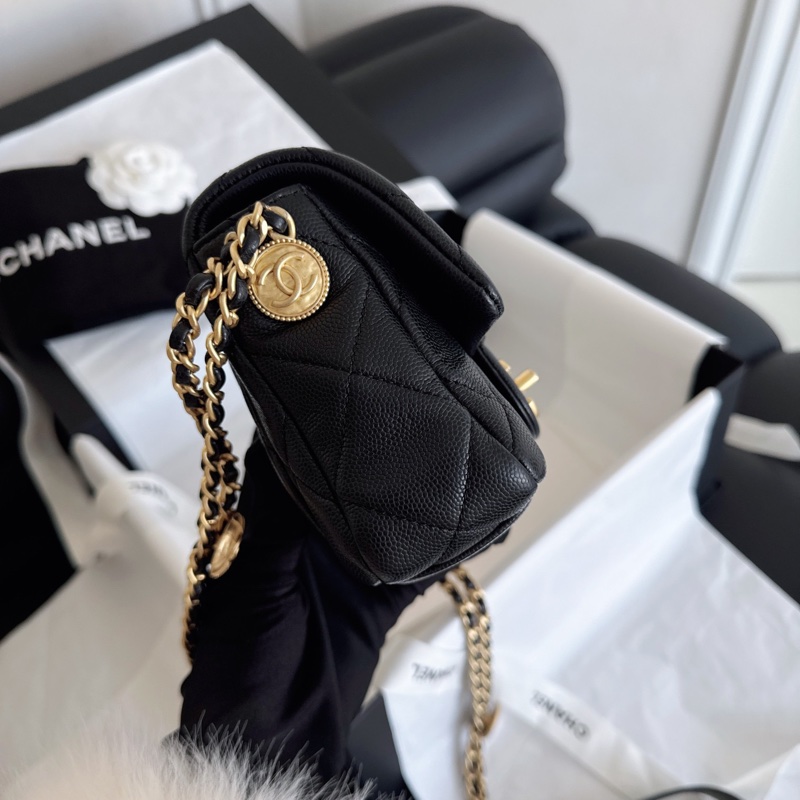 Chanel 22A 黑金方胖子-1