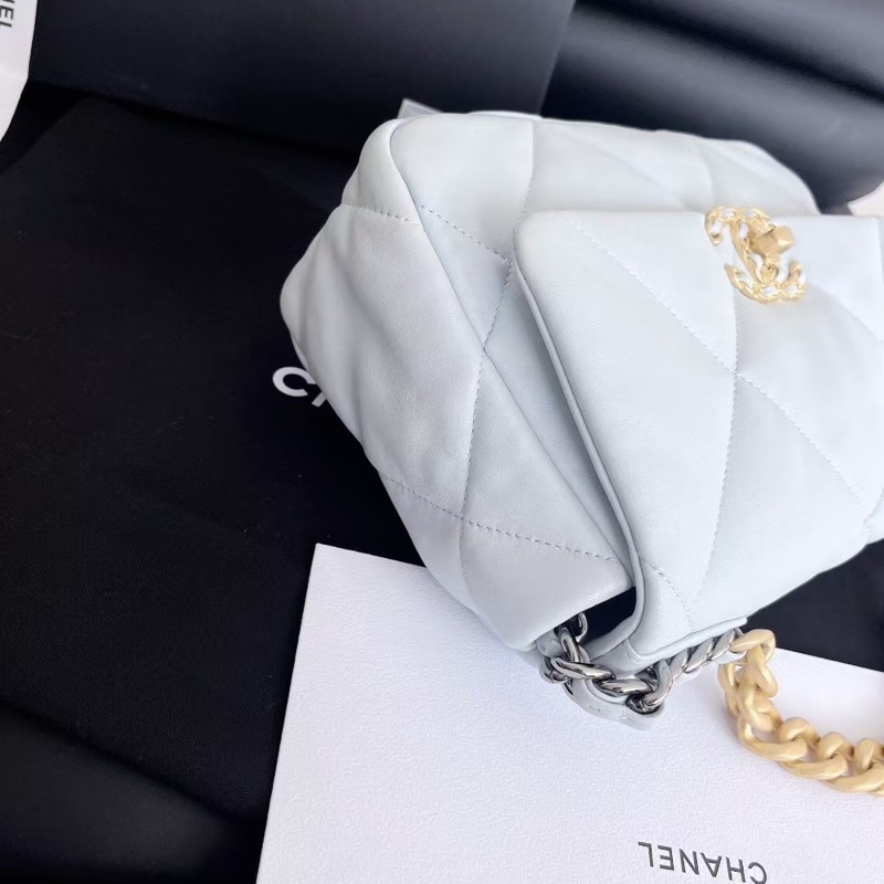 Chanel寶寶藍19 Bag-2