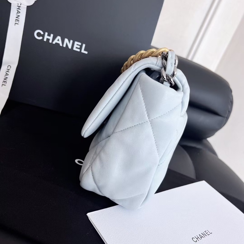 Chanel寶寶藍19 Bag-3