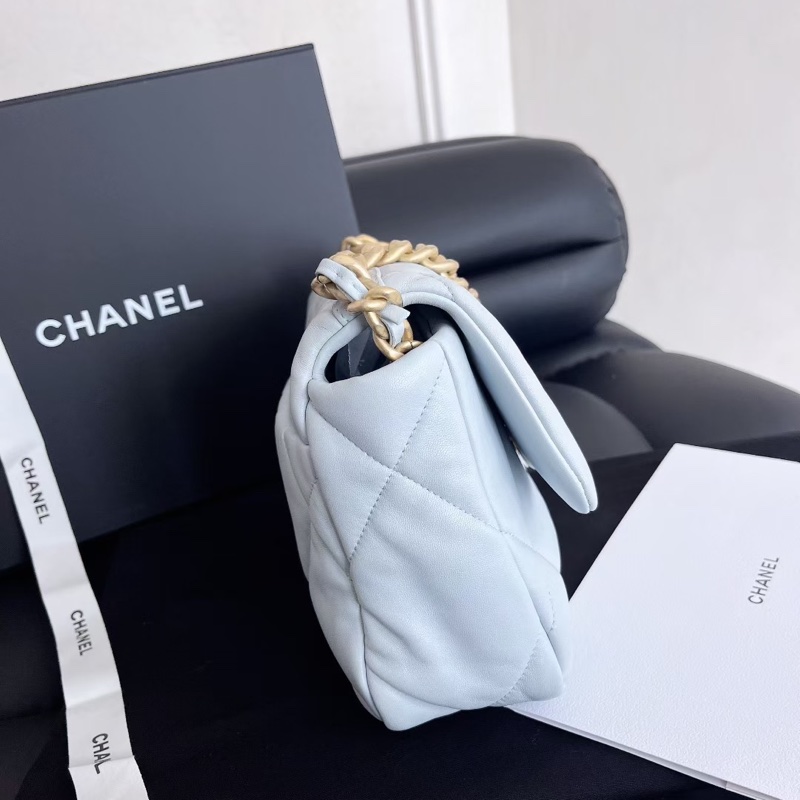Chanel寶寶藍19 Bag-5