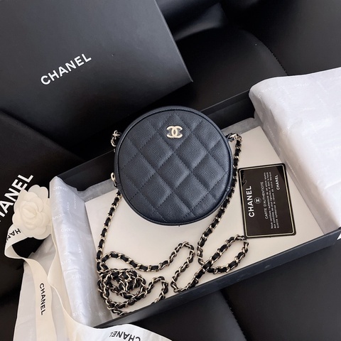 Chanel深藍色金扣荔枝皮小圓餅