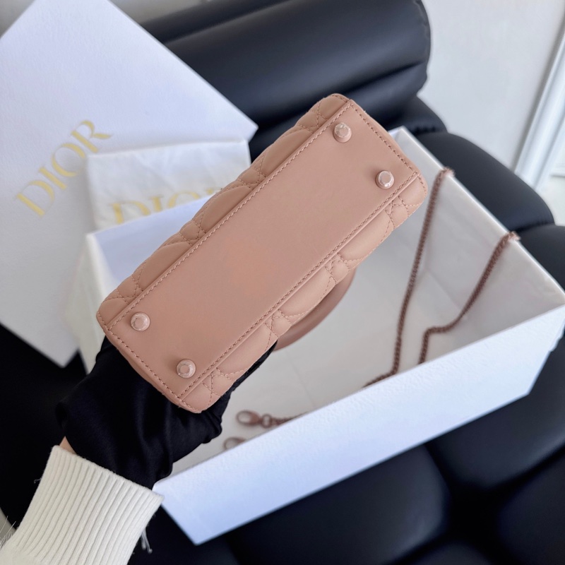 Dior三格戴妃乾燥玫瑰色-4