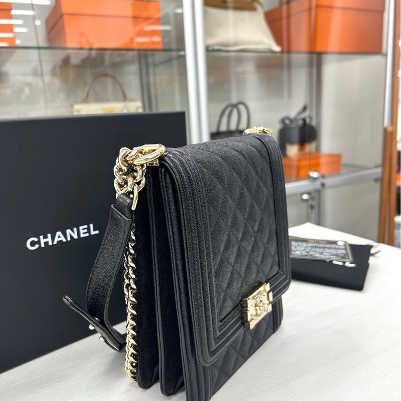 Chanel 黑金豎版 Leboy-1