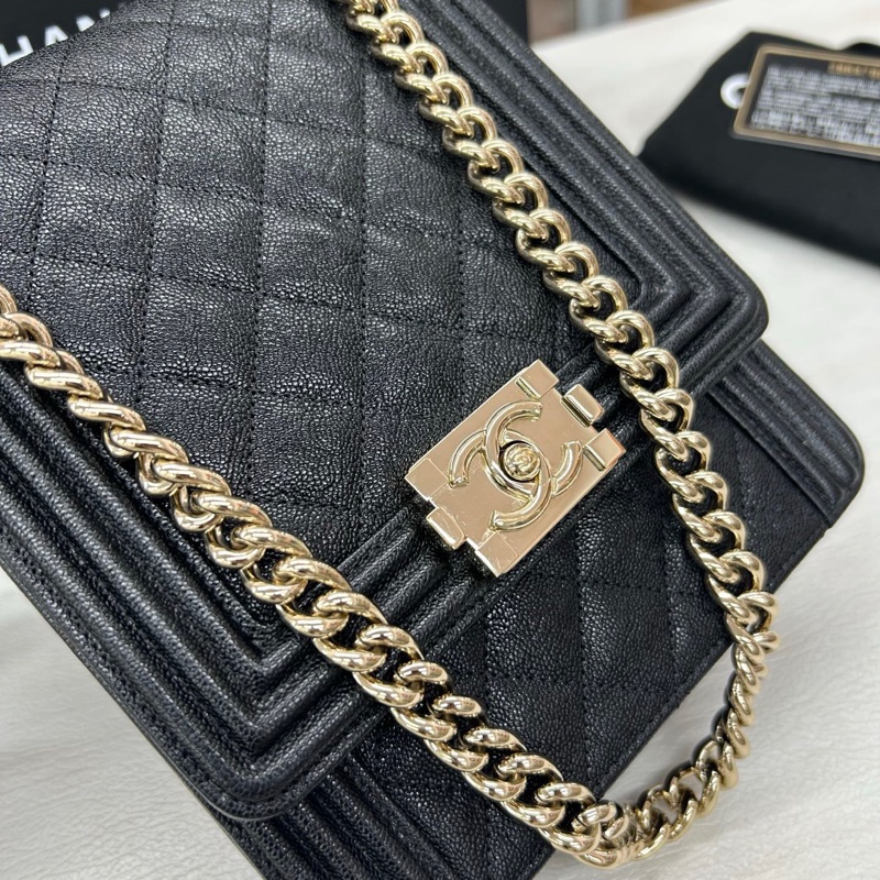 Chanel 黑金豎版 Leboy-4