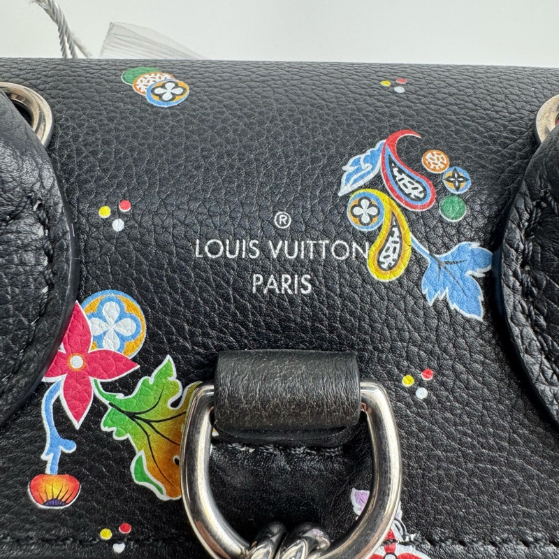 LV 雙肩小書包 秀款小花Lockme雙肩包-3