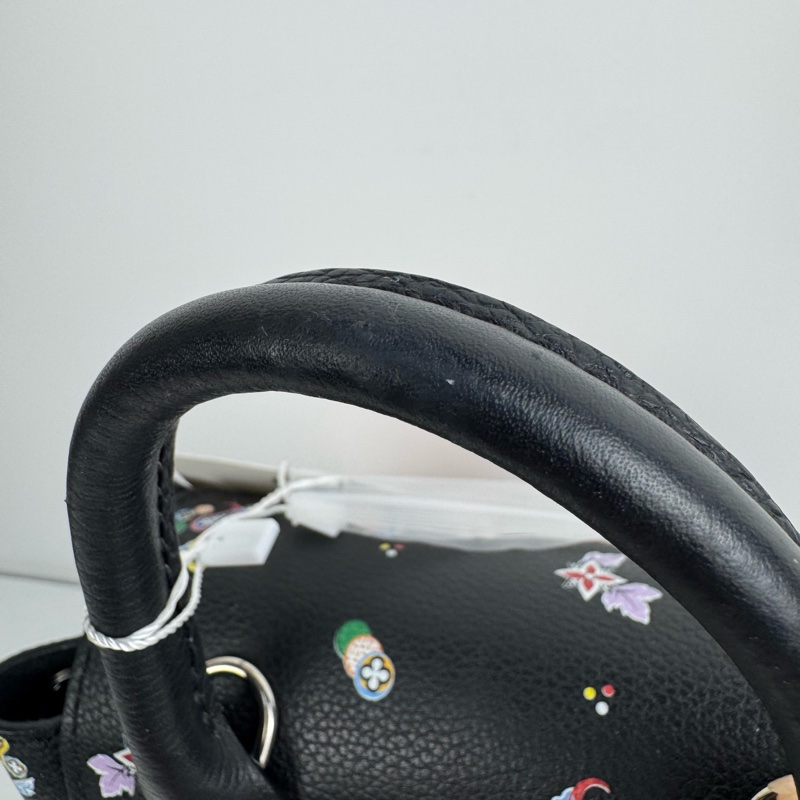 LV 雙肩小書包 秀款小花Lockme雙肩包-4