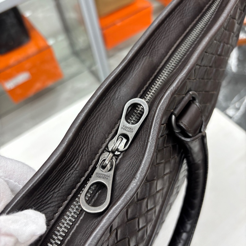 BV 棕色編織手提公文包-2