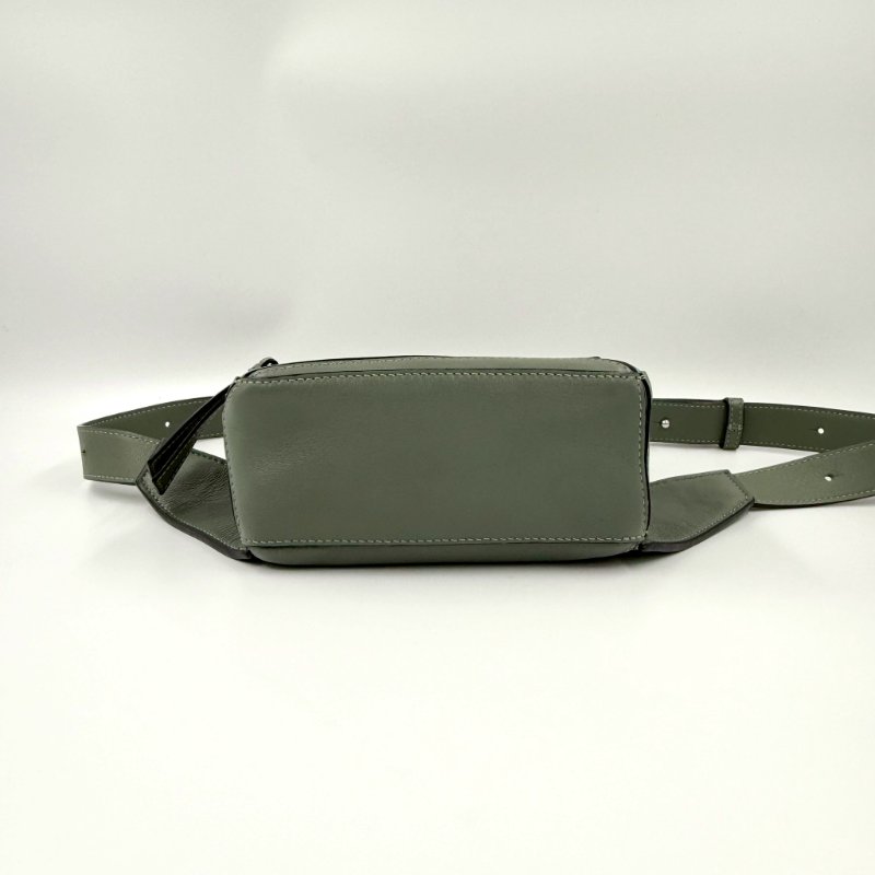 LOEWE - 鼠尾草綠Mini Puzzle Edge 腰包-2