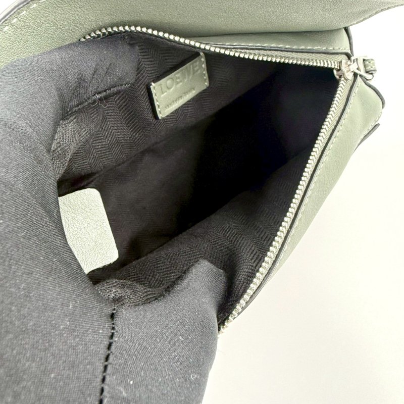 LOEWE - 鼠尾草綠Mini Puzzle Edge 腰包-11