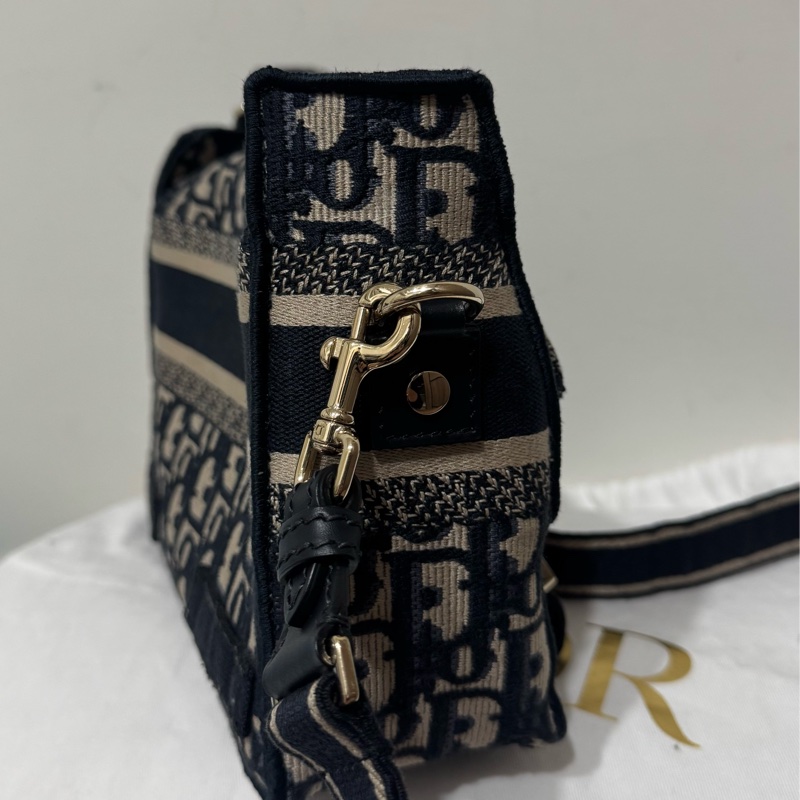 Dior 經典老花小號郵差包-4