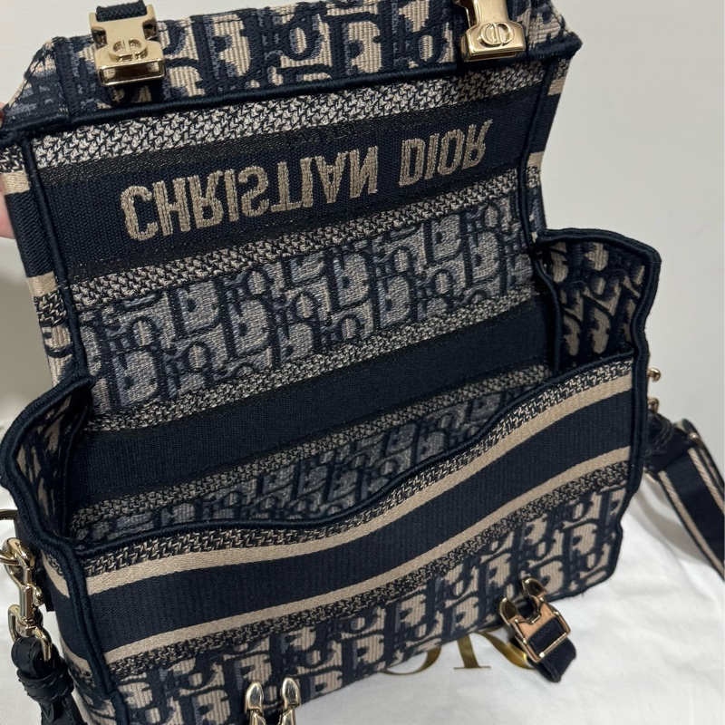 Dior 經典老花小號郵差包-10