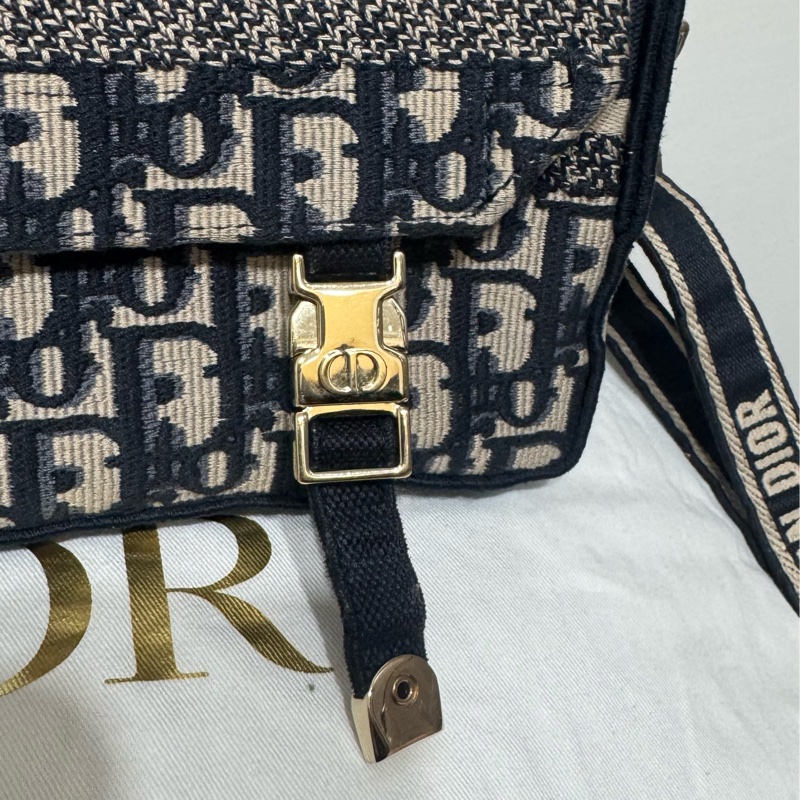 Dior 經典老花小號郵差包-14