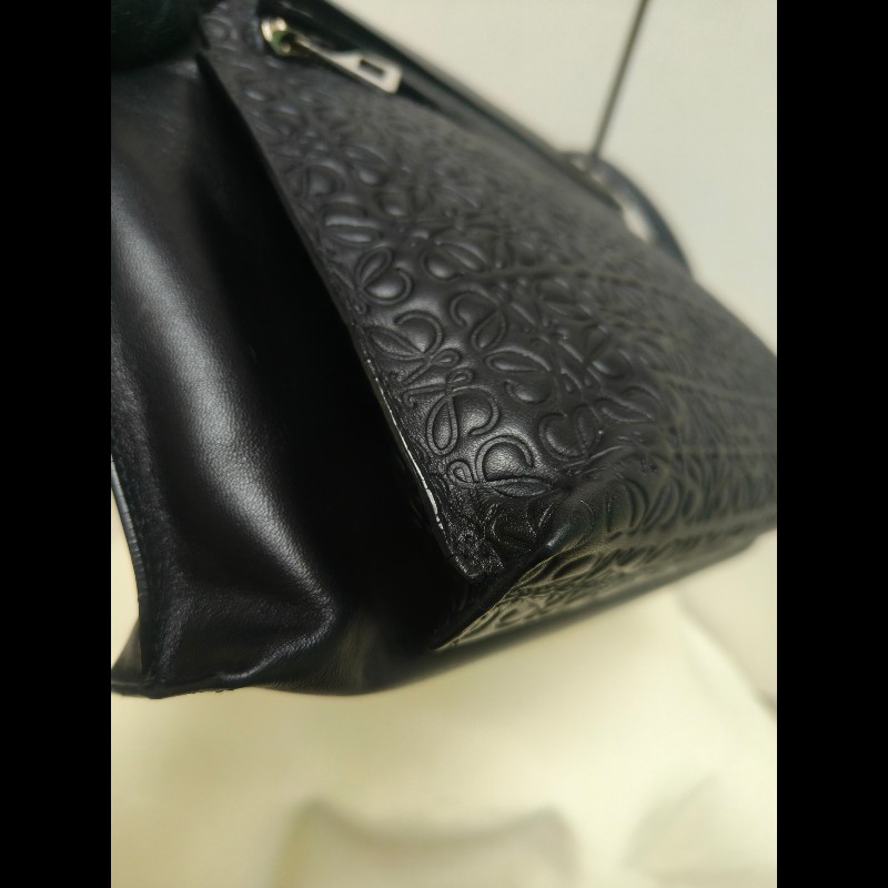 ‼️年前限時特賣‼️（原25800）至1/25⏰【8成新】㊣✨ LOEWE ✨羅威 黑色 壓紋 雙夾層 小羊皮 肩背包 斜背包 /二手包/二手精品🌳二手樹屋🌳-8