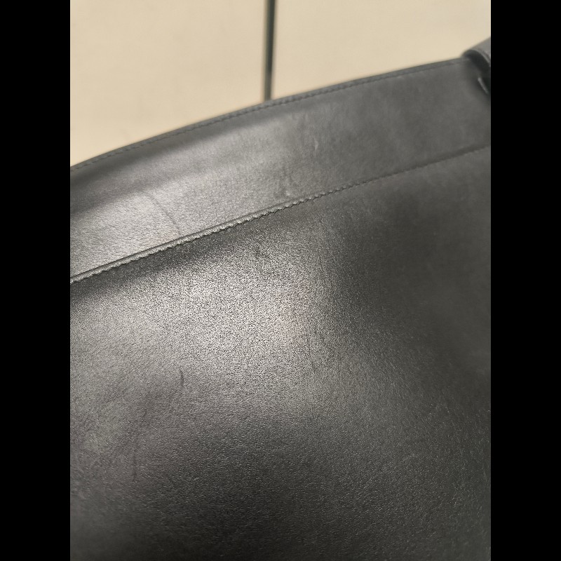 ‼️年前限時特賣‼️（原25800）至1/25⏰【8成新】㊣✨ LOEWE ✨羅威 黑色 壓紋 雙夾層 小羊皮 肩背包 斜背包 /二手包/二手精品🌳二手樹屋🌳-24