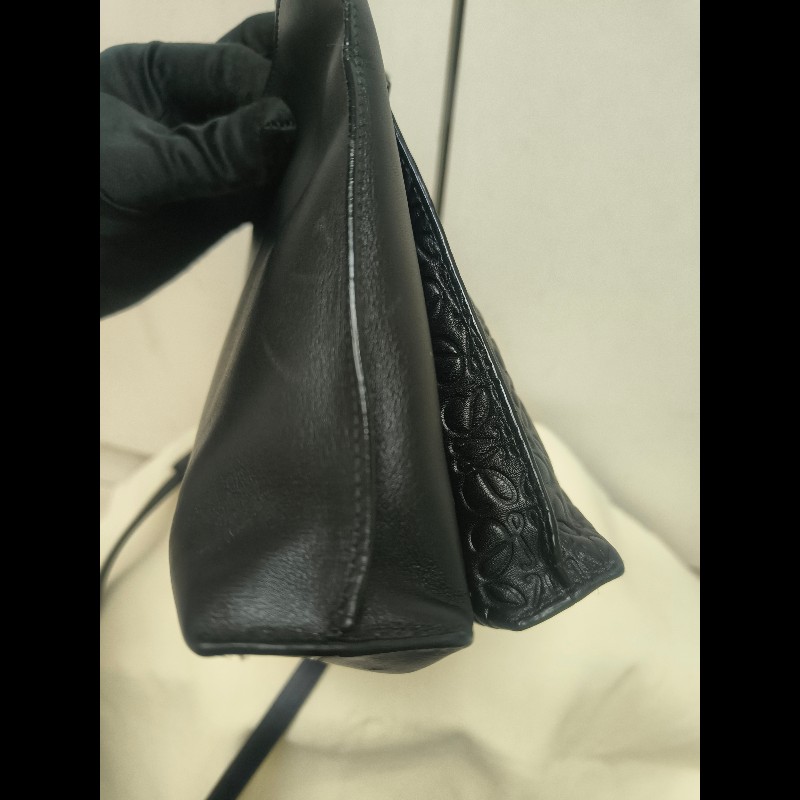 ‼️年前限時特賣‼️（原25800）至1/25⏰【8成新】㊣✨ LOEWE ✨羅威 黑色 壓紋 雙夾層 小羊皮 肩背包 斜背包 /二手包/二手精品🌳二手樹屋🌳-31