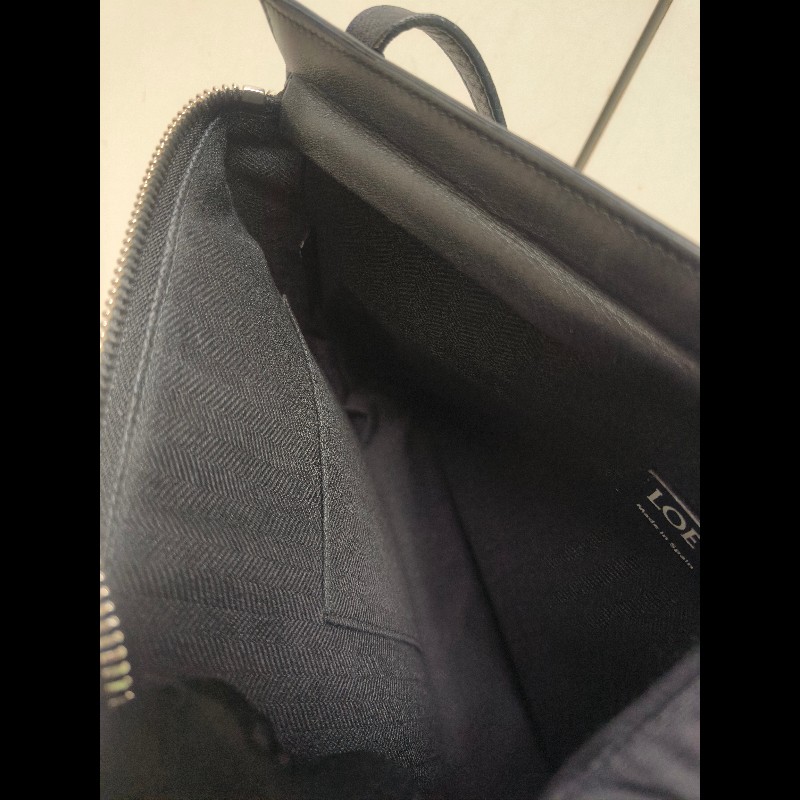 ‼️年前限時特賣‼️（原25800）至1/25⏰【8成新】㊣✨ LOEWE ✨羅威 黑色 壓紋 雙夾層 小羊皮 肩背包 斜背包 /二手包/二手精品🌳二手樹屋🌳-41
