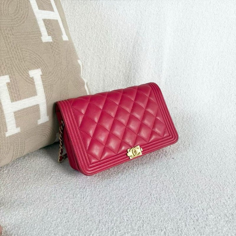 Chanel Leboywoc鏈條包 玫紅色金扣19*13*4 98新配件塵袋保卡-3