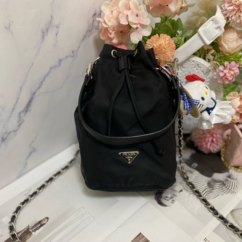 Prada 降落傘束口包小水桶包🏅-6