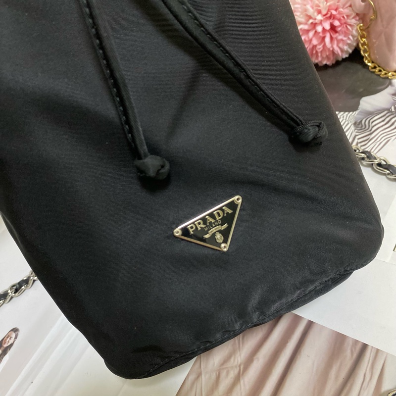 Prada 降落傘束口包小水桶包🏅-10