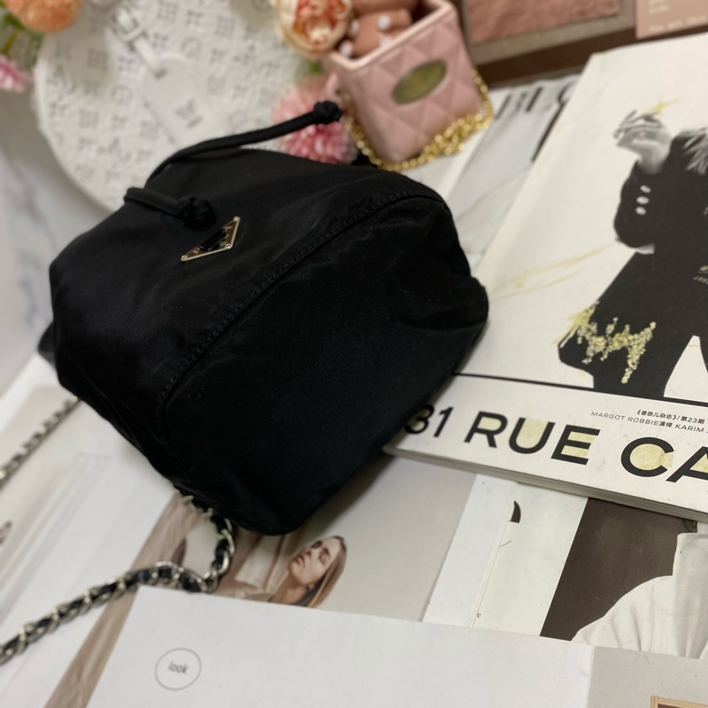 Prada 降落傘束口包小水桶包🏅-17
