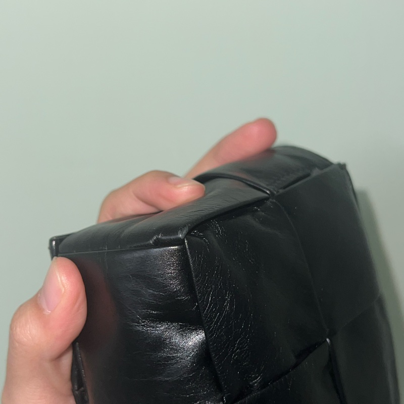 BV 8格cassette 小牛皮-1