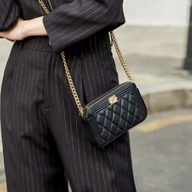 不敗實用款🗝️超低價🤩Chanel香奈兒黑金荔枝牛皮leboy手機包斜挎單肩包-7