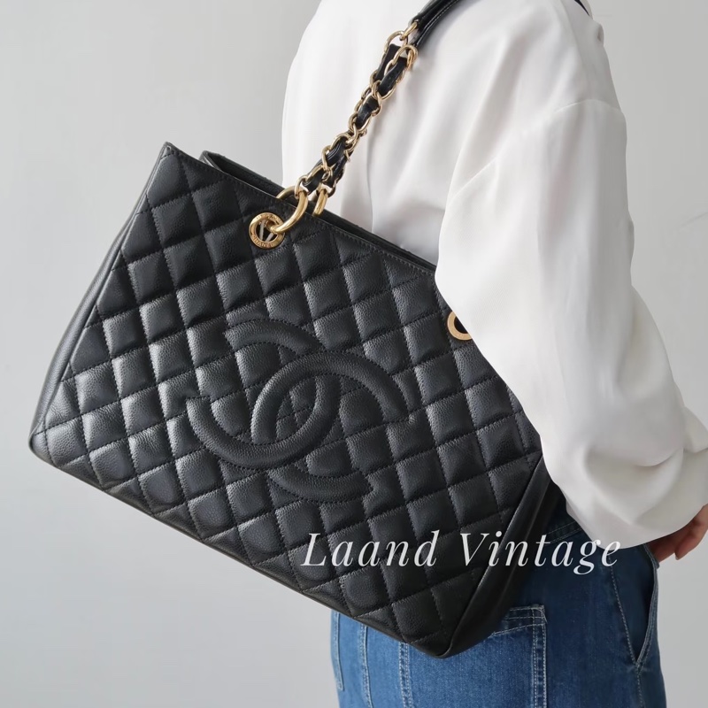 經典實用款😍99新🆕Chanel黑金荔枝牛皮GST托特包單肩包-0