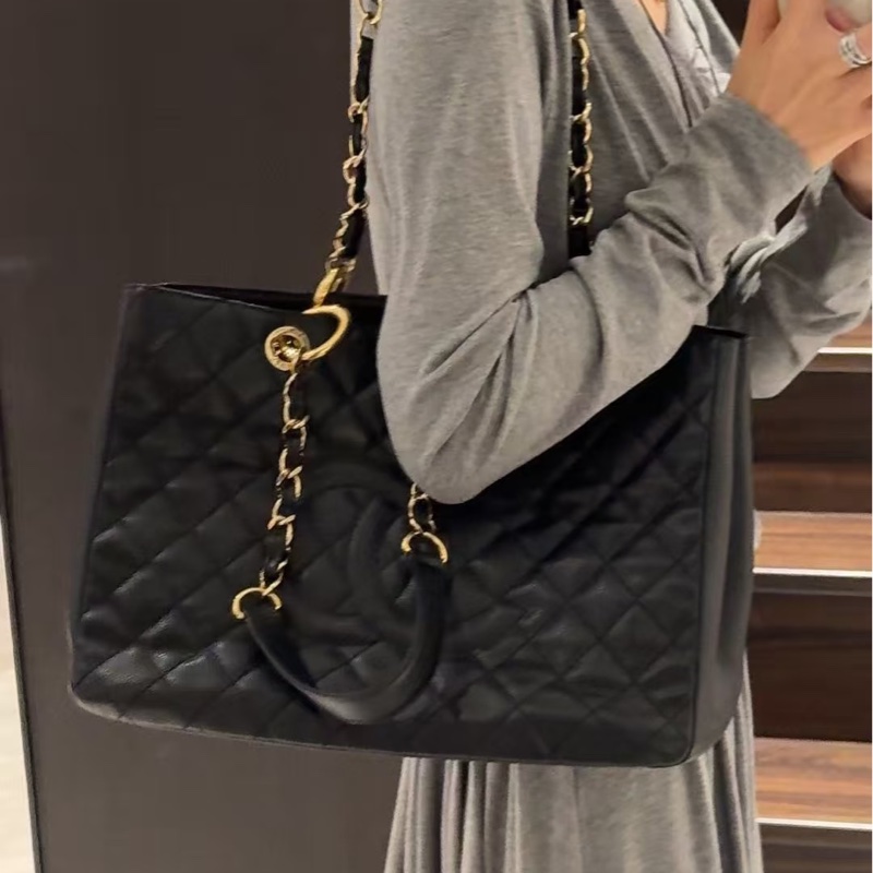 經典實用款😍99新🆕Chanel黑金荔枝牛皮GST托特包單肩包-8