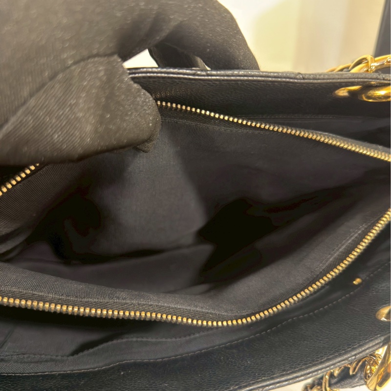 經典實用款😍99新🆕Chanel黑金荔枝牛皮GST托特包單肩包-22