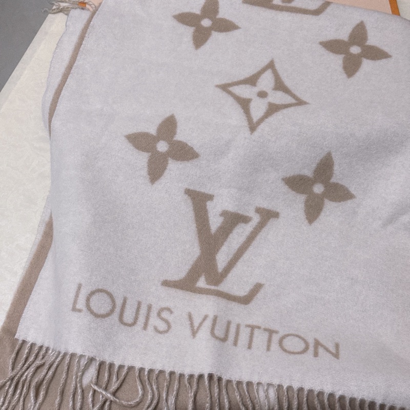 914intheair精品代購『全新』LV Louis Vuitton logo奶茶色雙面羊絨圍巾-5