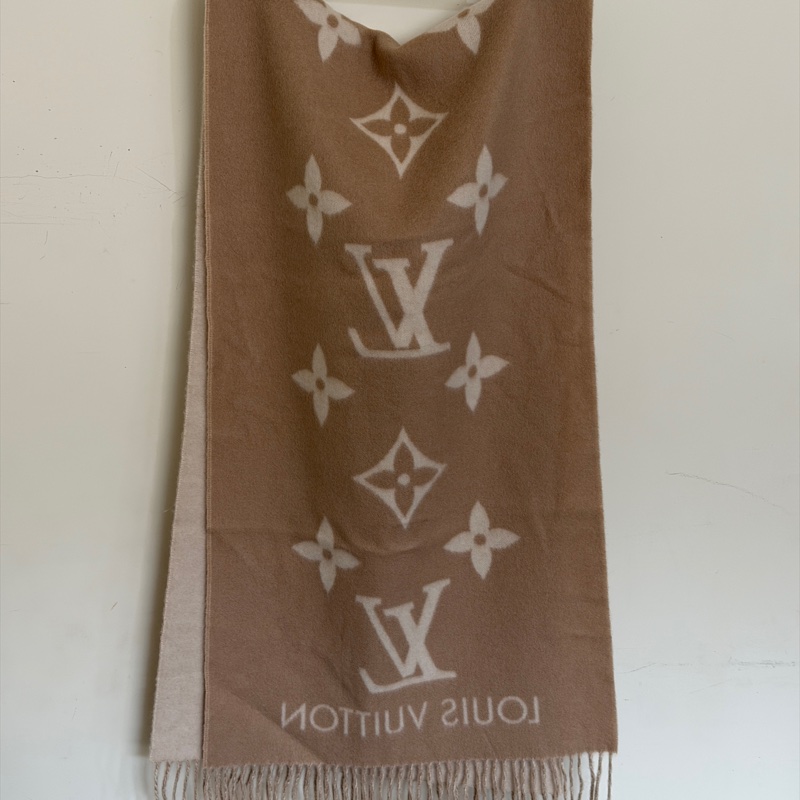 914intheair精品代購『全新』LV Louis Vuitton logo奶茶色雙面羊絨圍巾-9