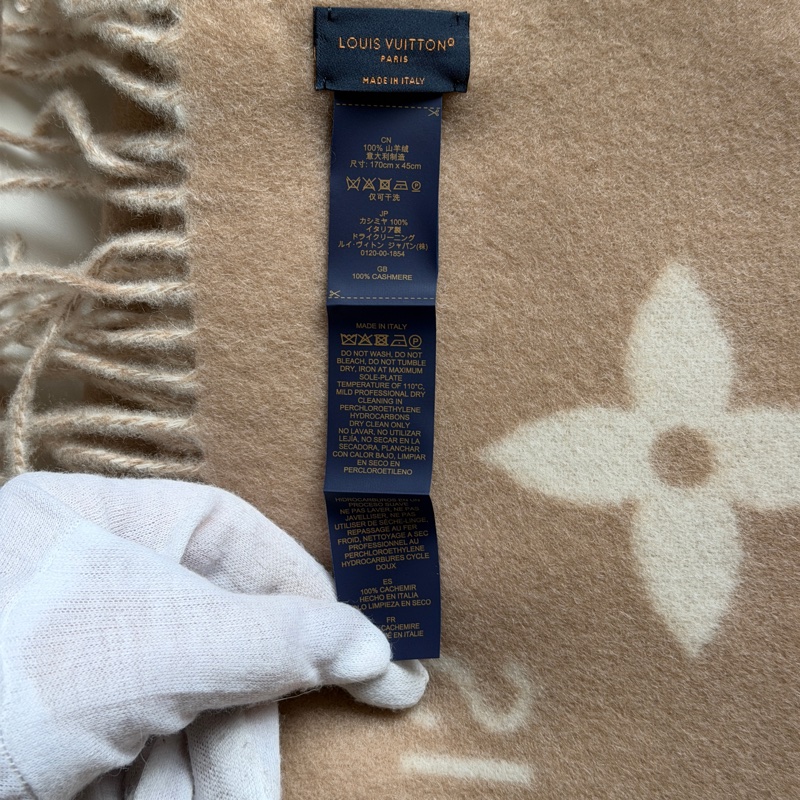 914intheair精品代購『全新』LV Louis Vuitton logo奶茶色雙面羊絨圍巾-11